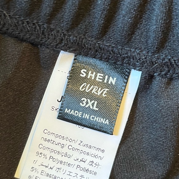 SHIEN CURVE - Picture 2 of 2